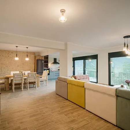 The Ridgehouse * Artemisía