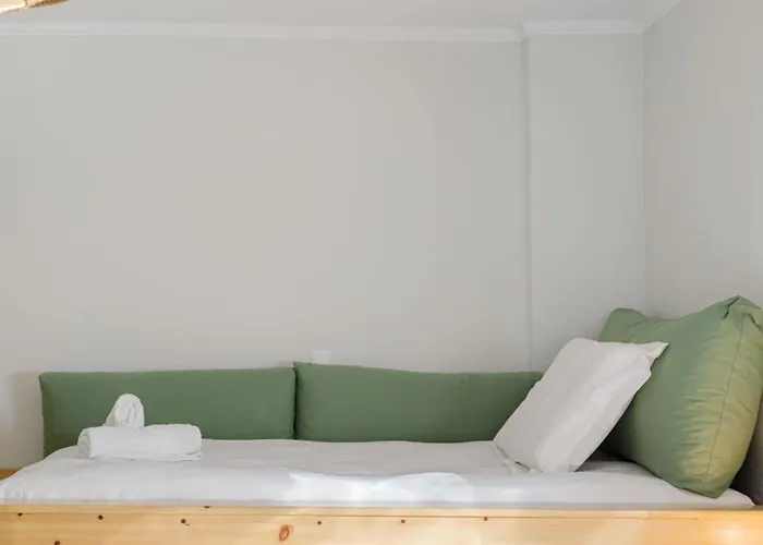 The Ridgehouse * Artemiszía