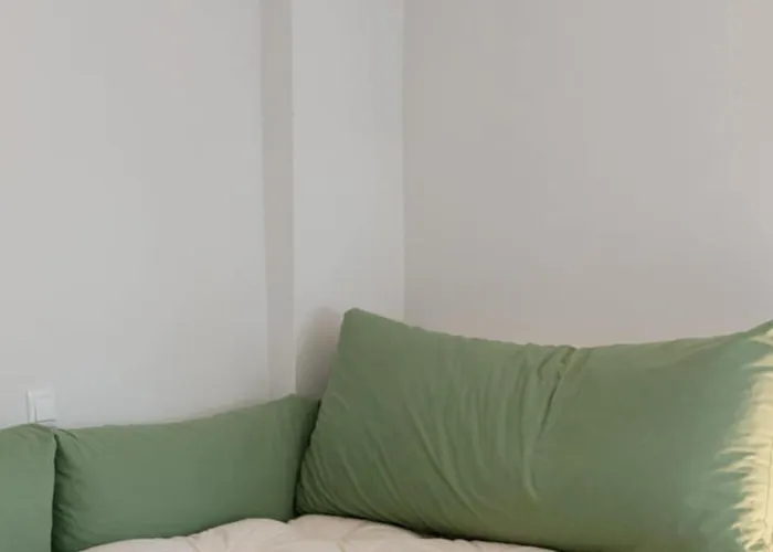 The Ridgehouse Apartman *